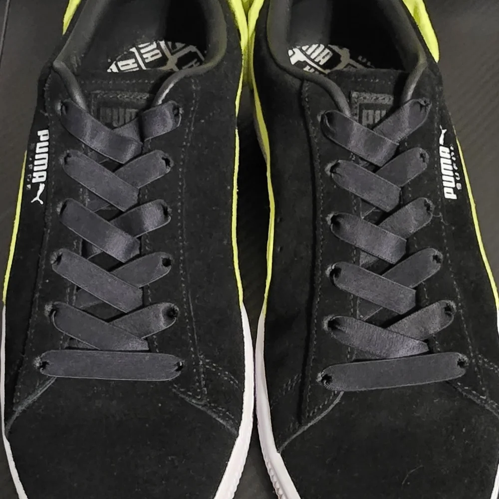 Black and green with bow womens puma shoes size 9.5 - Picture 1 of 7